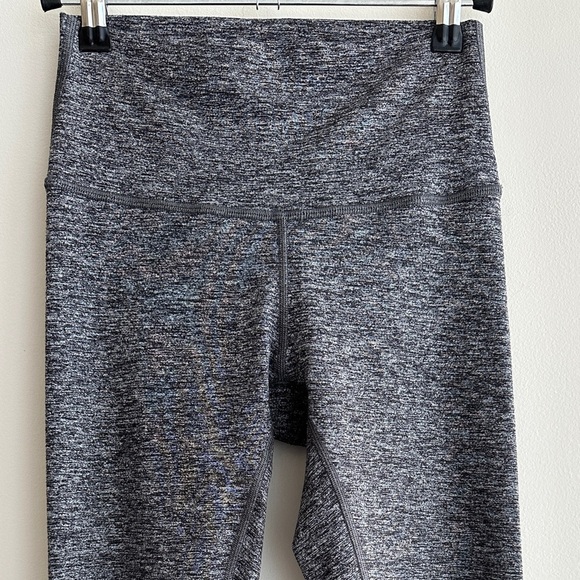 Lululemon Heather Gray High-Waisted Leggings, Size 4 - Picture 2 of 16